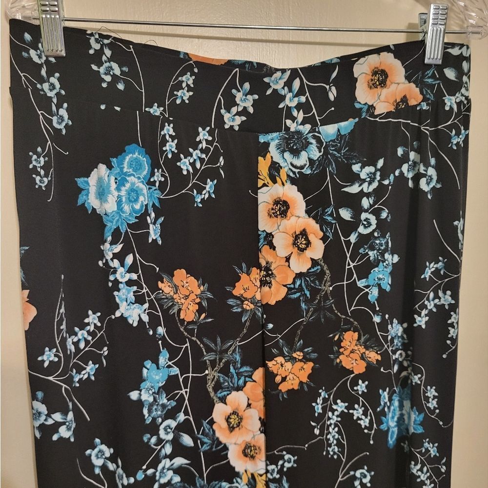 #73 Chico's Midnight Blossoms Floral Palazzo Pants, Plus Size Chico's 2 (12) NEW - Picture 3 of 6